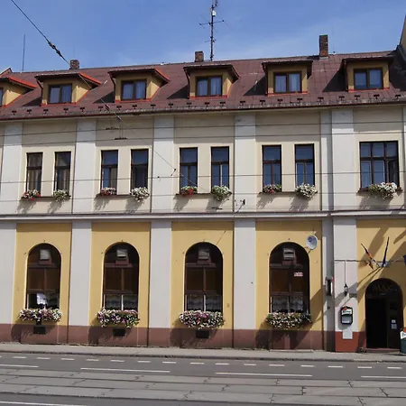 Max Simek Hotel 3*